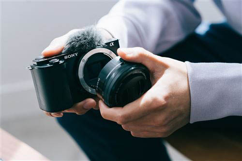 objectifs Sony ZV-E10